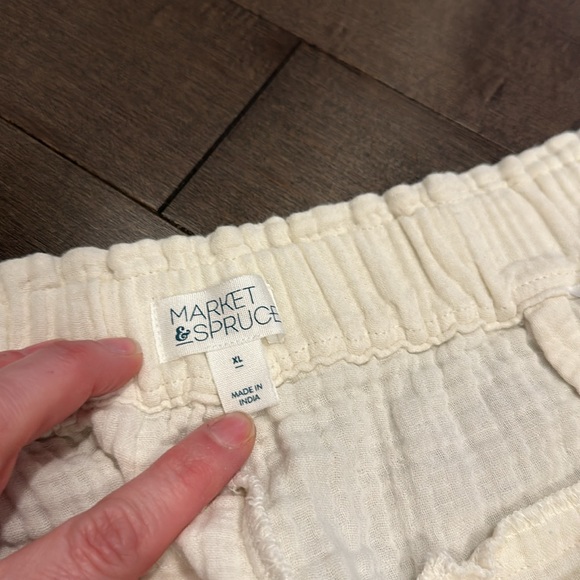 Cream gauzy beach capris from Stitch Fix XL Market and Spruce - Picture 4 of 7